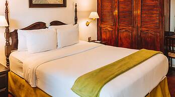 El Carmen Hotel
