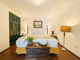 El Carmen Hotel