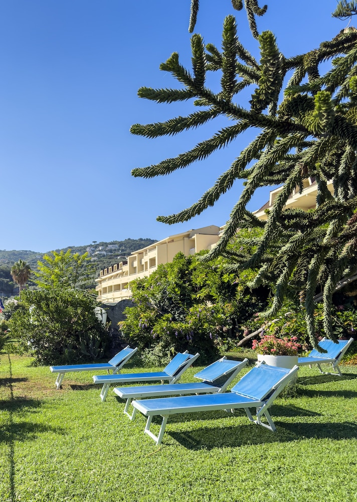 Grand Hotel Vesuvio