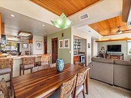 Puunoa  - CoralTree Residence Collection