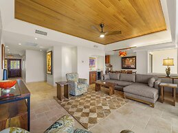 Puunoa  - CoralTree Residence Collection