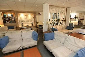 Hotel Résidence Les Mèdes