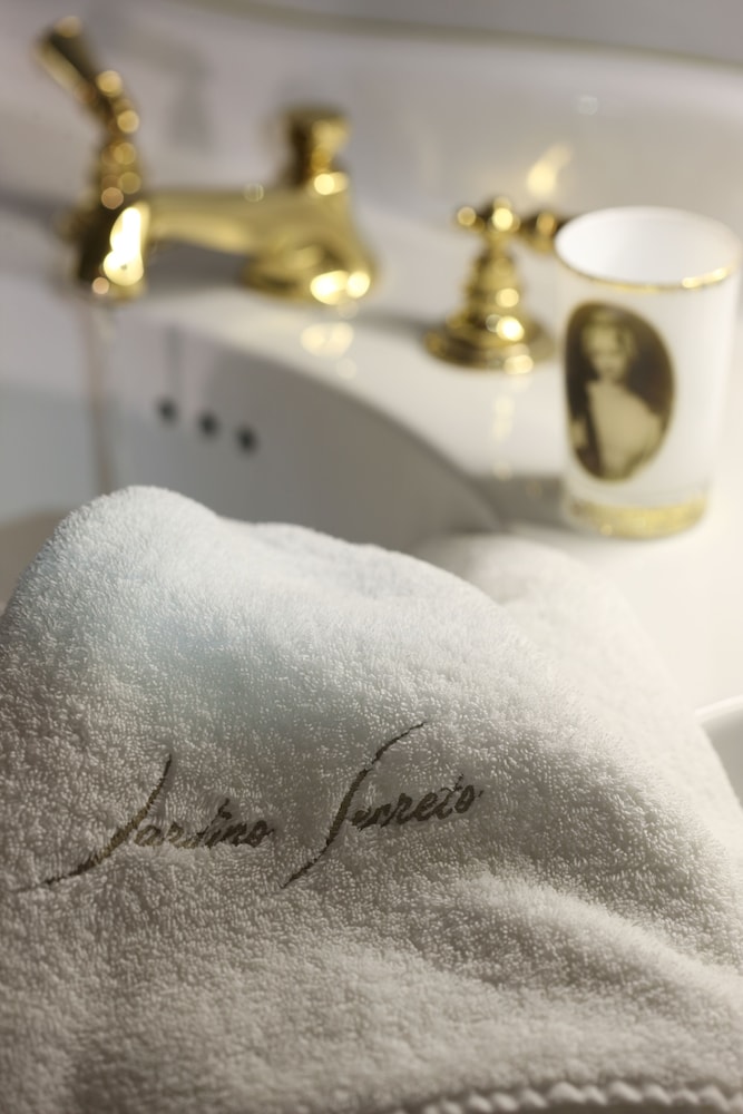 Hôtel Jardins Secrets