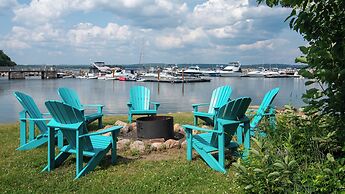 Oak Island Resort & Conference Centre