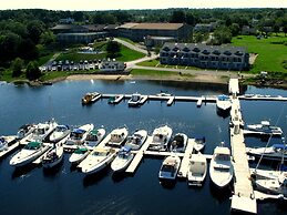 Oak Island Resort & Conference Centre