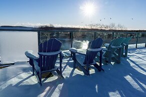 Oak Island Resort & Conference Centre