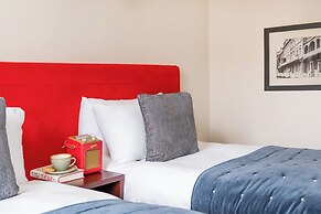Clifton Hotel
