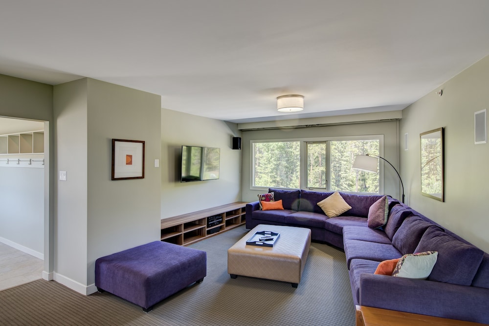 The Juniper Hotel