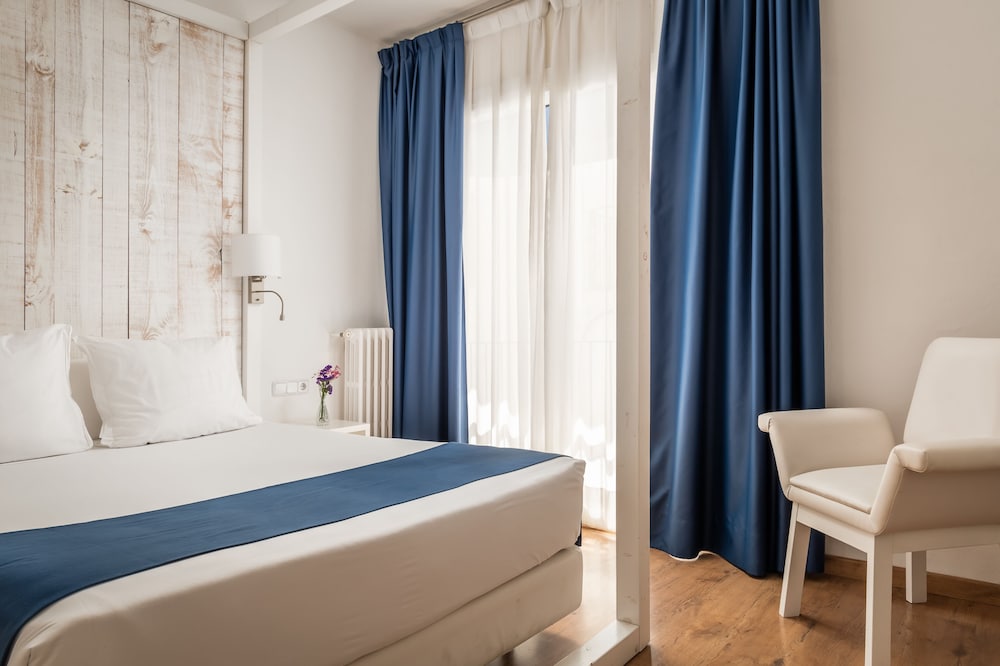 Hotel Medium Sitges Park