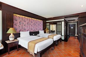 The Hotspring Beach Resort & Spa