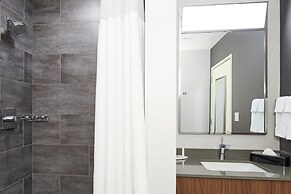 Courtyard by Marriott Medford Airport