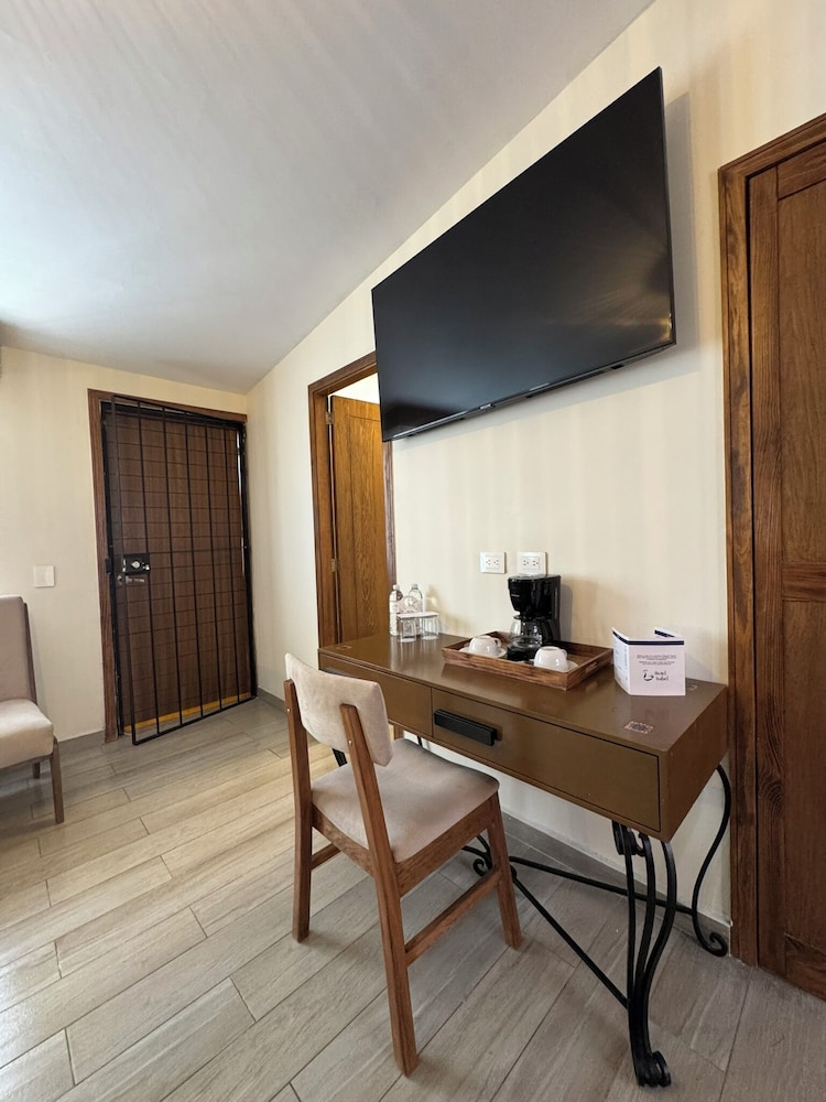 Hotel Isabel