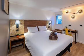 greet Hotel Chatellerault