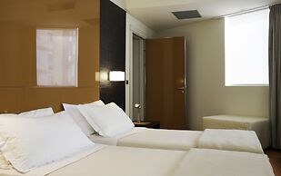 UNA HOTELS T Hotel Cagliari