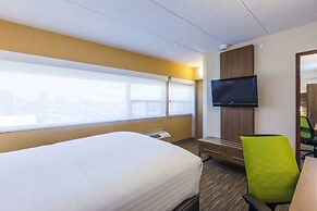 Holiday Inn Express Saint John Harbour Side by IHG