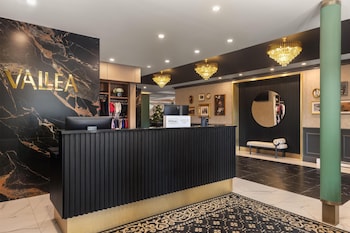 Hotel Vallea Bromont, Tapestry Collection by Hilton