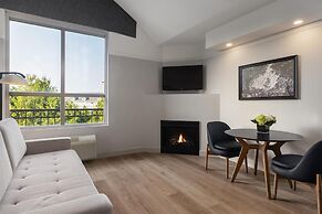 Hotel Vallea Bromont, Tapestry Collection by Hilton