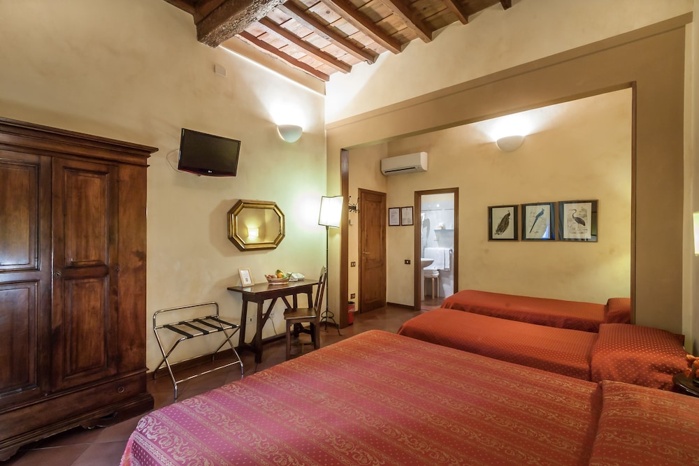 Hotel Marios
