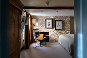 The Wheatsheaf Inn