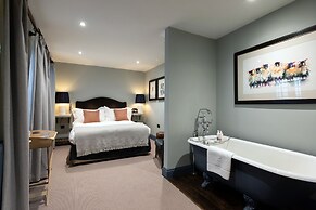 The Wheatsheaf Inn