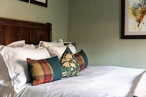 The Wheatsheaf Inn