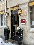 Pratic Hotel