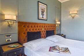 Grand Hotel Villa Politi