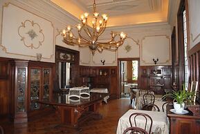 Villa Tina