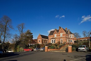 Brandon House Hotel