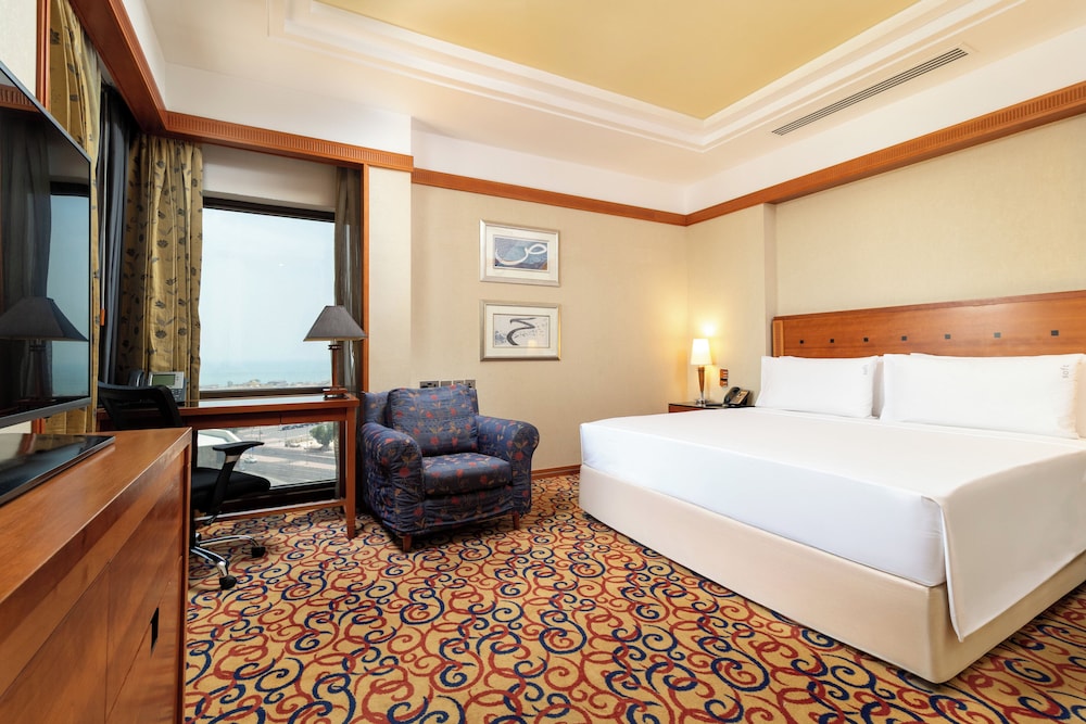 Holiday Inn Kuwait by IHG