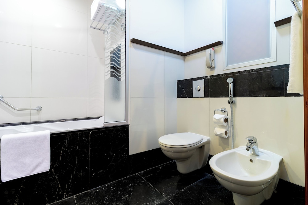Holiday Inn Kuwait by IHG