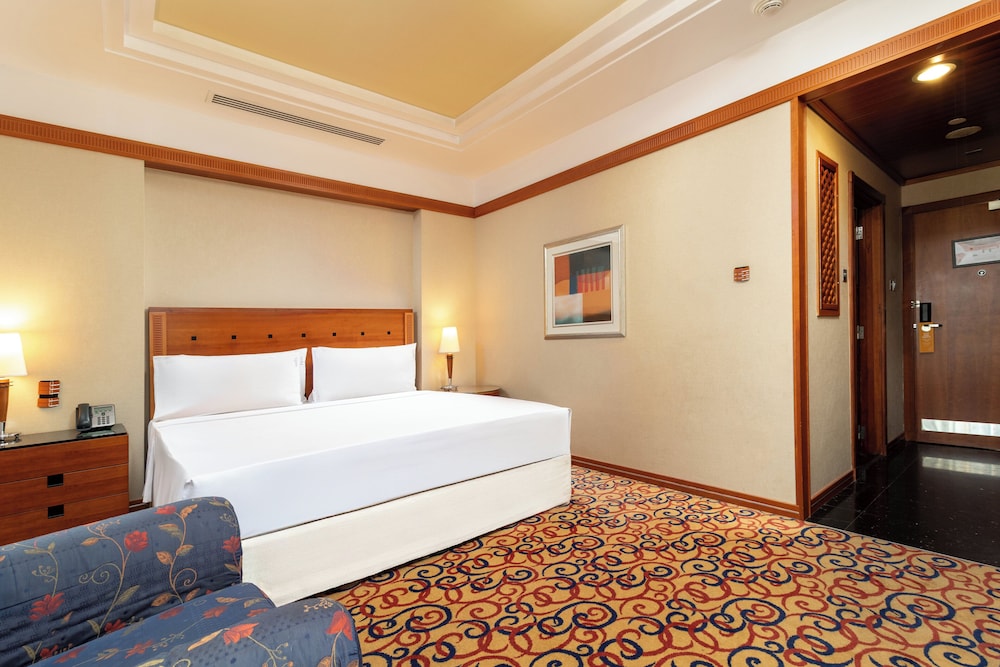 Holiday Inn Kuwait by IHG