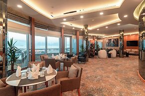 Holiday Inn Kuwait by IHG