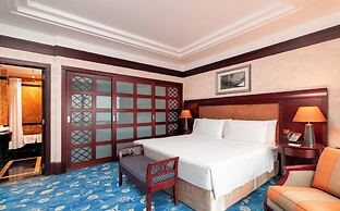 Holiday Inn Kuwait by IHG