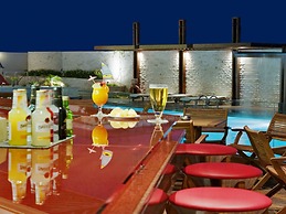 Athineon Hotel