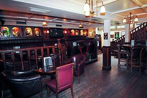 Lansdowne Hotel