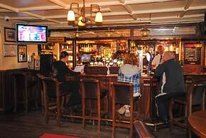 Lansdowne Hotel