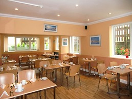Brooklands Hotel