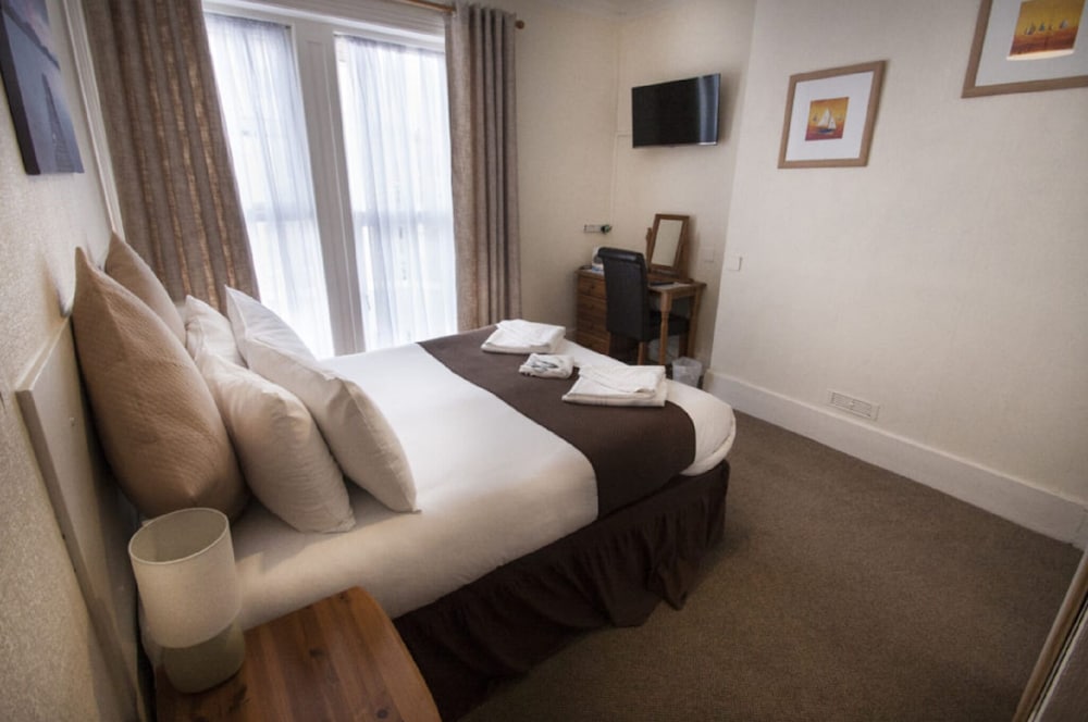 Brooklands Hotel