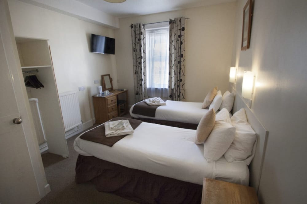 Brooklands Hotel