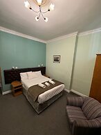 The George Hotel