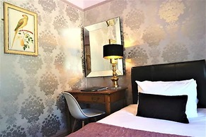 Brooks Guesthouse