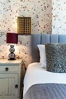 Brooks Guesthouse