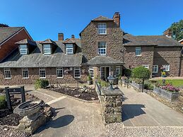 Pilgrim Hotel