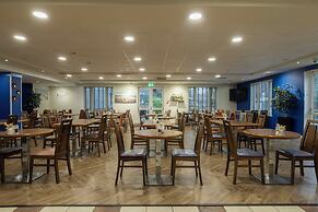 Holiday Inn Express Poole by IHG