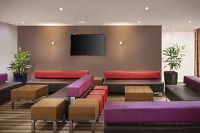 Holiday Inn Express Poole by IHG