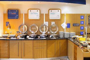 Holiday Inn Express Poole by IHG