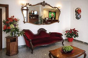 Phi Hotel Ambra