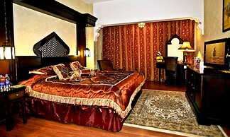 Arabian Courtyard Hotel & Spa