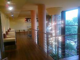 Art & Hotel